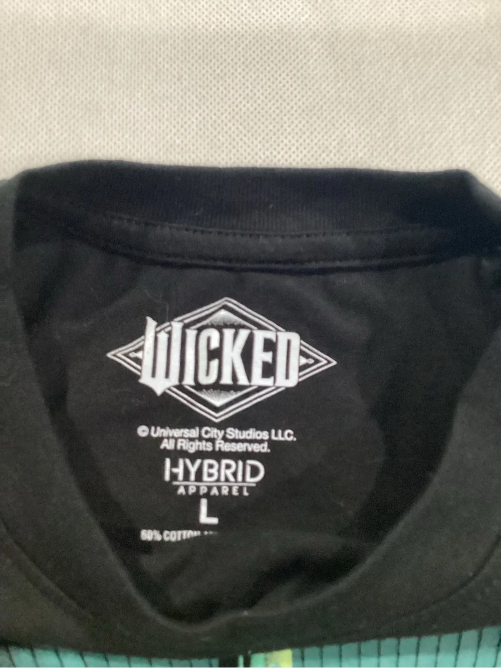 Hybrid Apparel Black Tee with Green,WICKED' Castle Graphic size L 9/17